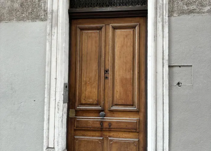 Appartement Loft Centre Ville Situe Dans Rue Calme