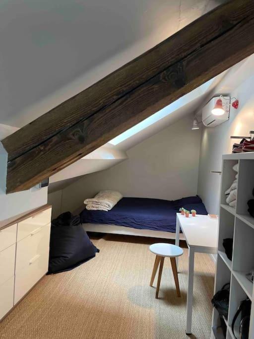 Apartment Loft Centre Situe Dans Rue Calme