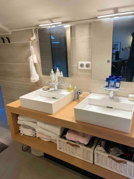 Loft Centre Situe Dans Rue Calme Apartment *