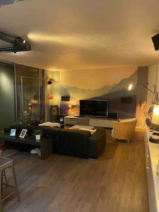 Loft Centre Situe Dans Rue Calme Apartment