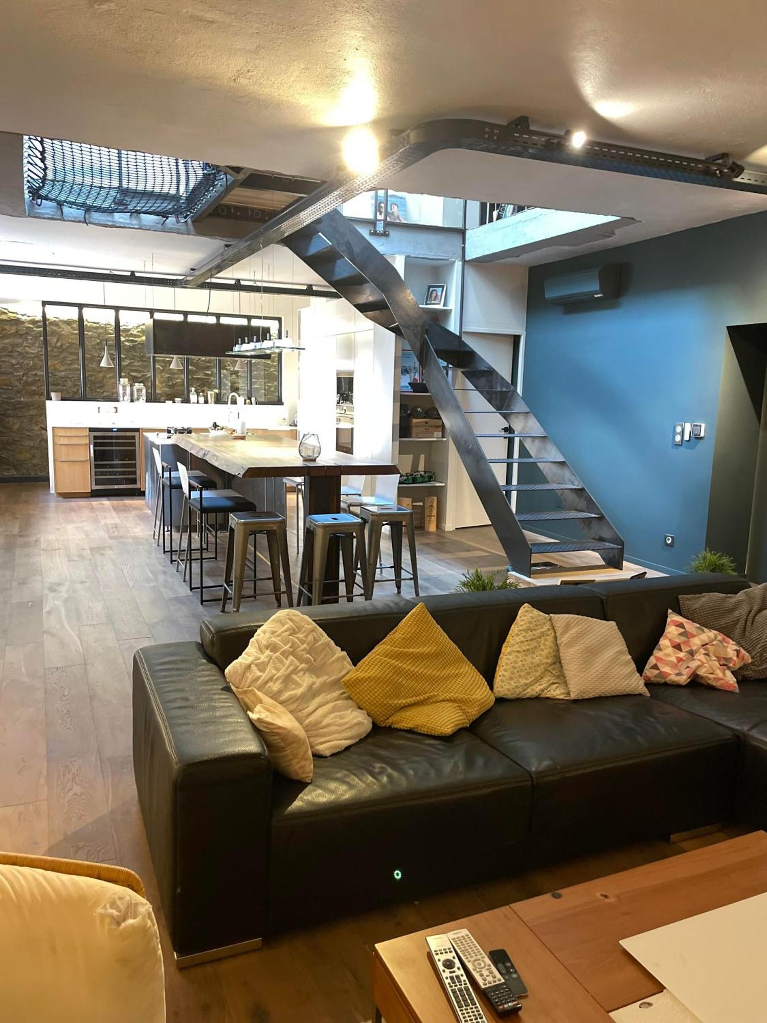 Apartment Loft Centre Situe Dans Rue Calme Grenoble