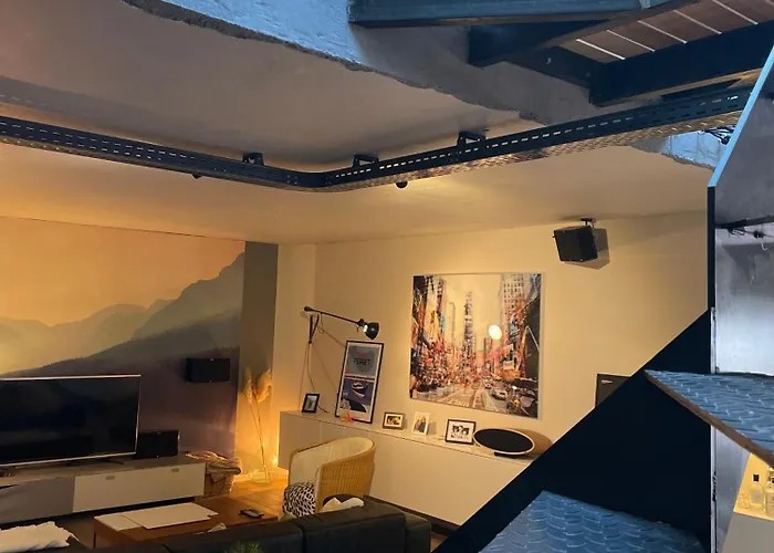 Appartement Loft Centre Ville Situe Dans Rue Calme